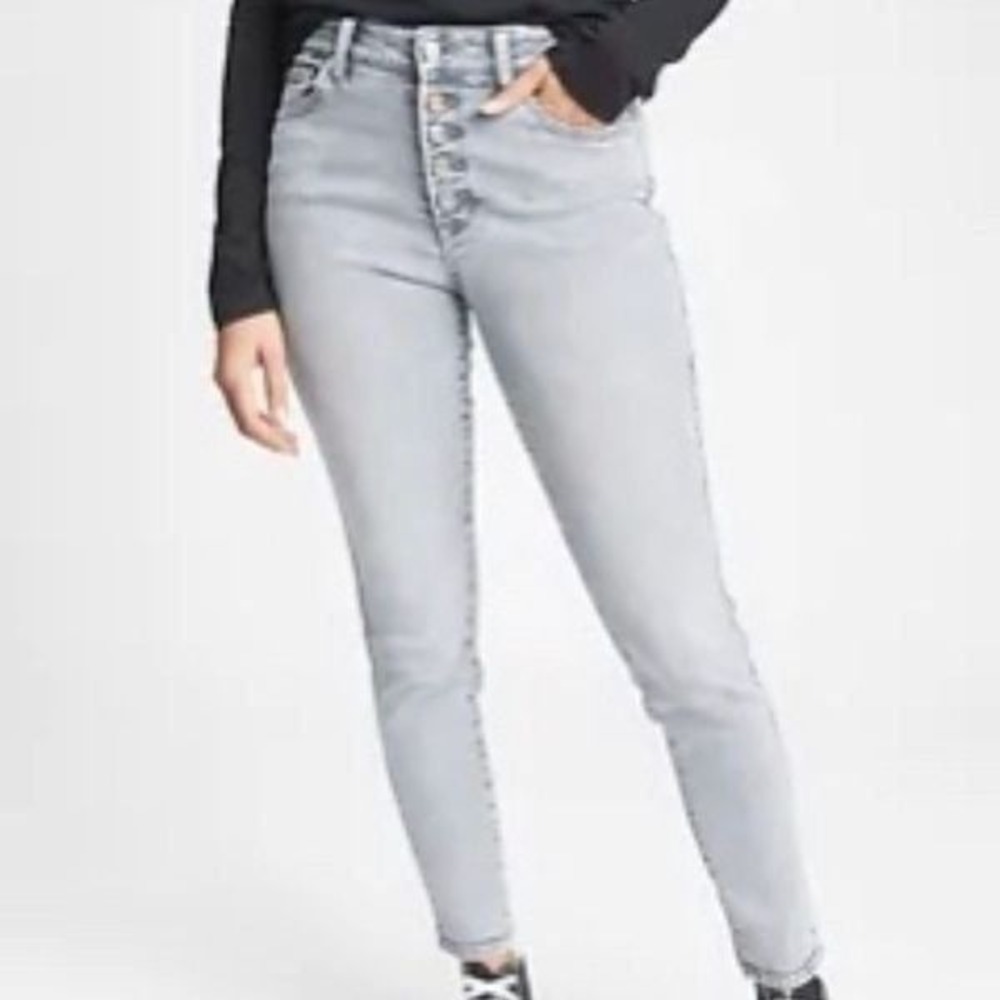 Gap Denim Light Gray‎ Button Front Frayed Edge Leggings - Size 18